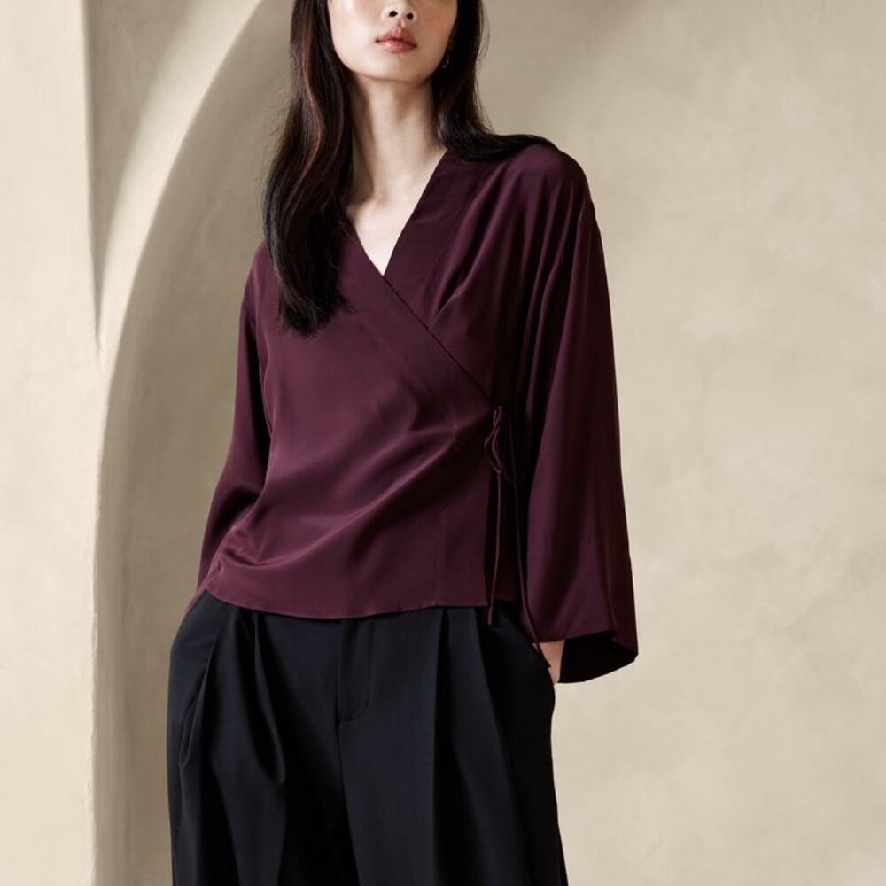NWT Banana Republic Alisa Silk Wrap Blouse - Size Small